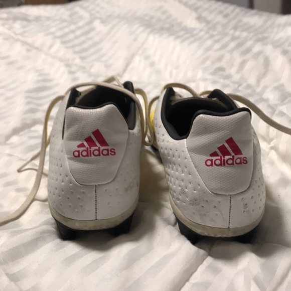 adidas soccer shoes - Picture 3 of 3